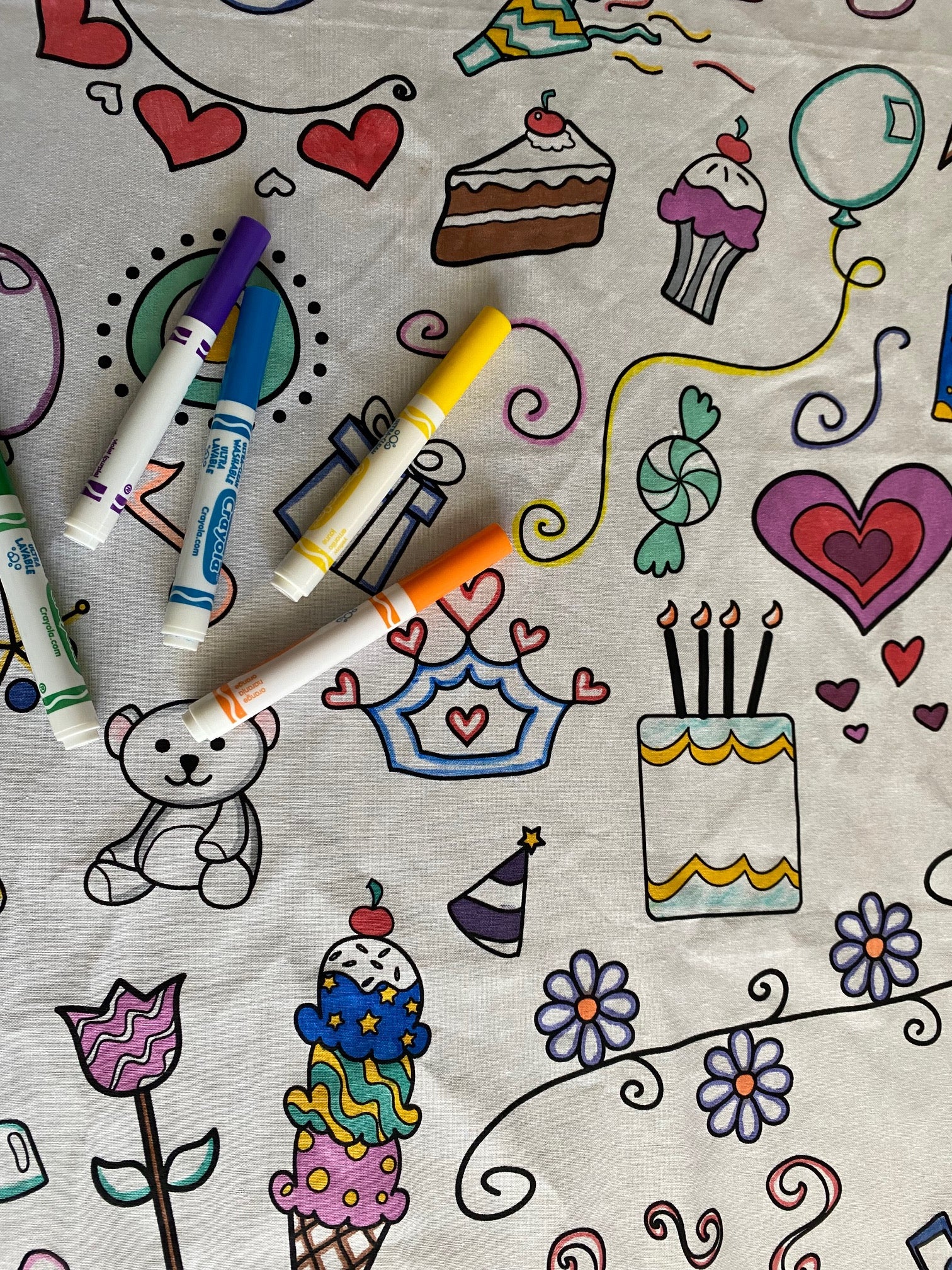 Happy Birthday Coloring Tablecloth